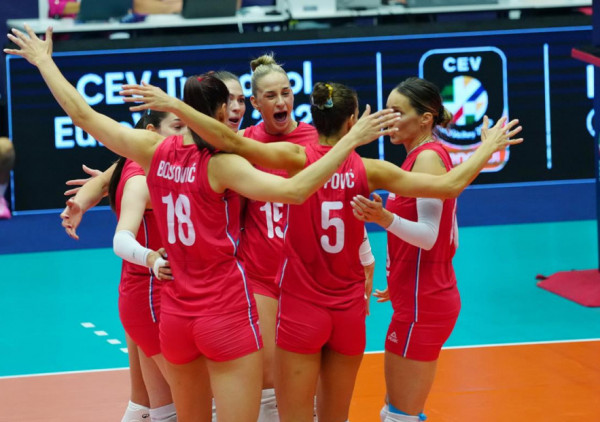 (UŽIVO) Srbija - Hrvatska: Odbojkašice napadaju četvrtfinele EP gde ih čeka Grčka