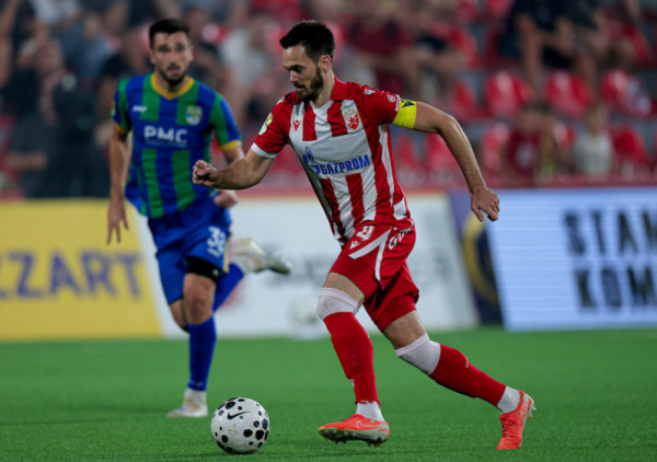 (UŽIVO, VIDEO) Zemun-Crvena zvezda (0:1): Kada je teško tu je Ivanić, šampion slomio otpor "fenjeraša"