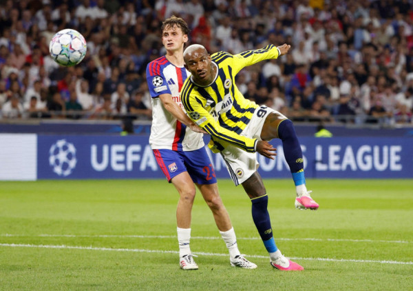 Taliska zadužio dres Al Džazire: Navijači Fenerbahčea besni na upravu