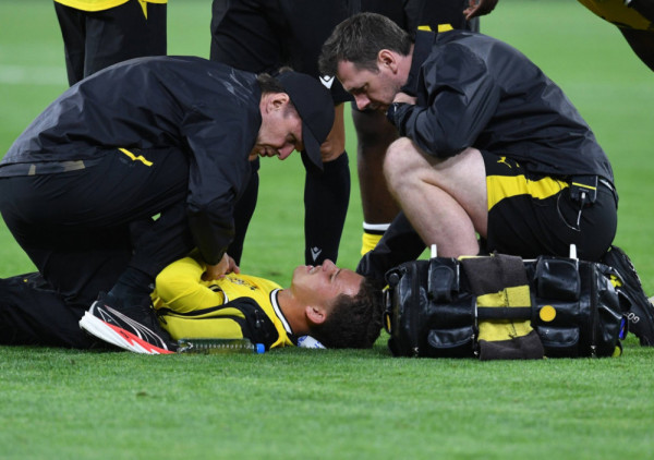 Dortmund baš nema sreće sa Grcima: Posle Konstantelijasa, pade i Karecas
