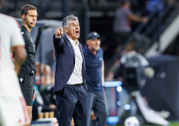 Hose Luis Mendilibar nije više trener fudbalera Olimpijakosa