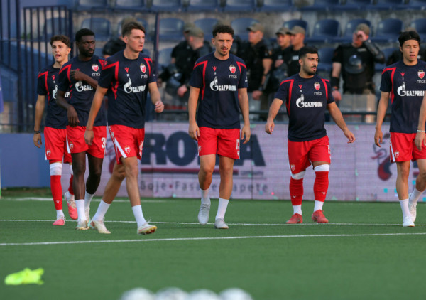 (UŽIVO) Radnik-Crvena zvezda: Rijera odabrao, Japanac debituje za crveno-bele u Surdulici - Arnautovića nema ni na klupi
