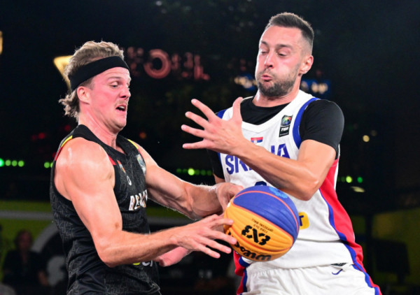 Branković posle drame odveo "orlove" u polufinale Evropskog prvenstva u basketu!
