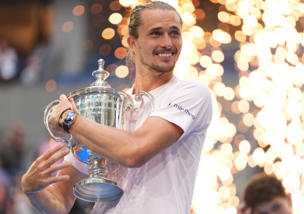 Emotivni Zverev trofej posvetio hrabroj majci: Moj sin će biti tamo gde on želi