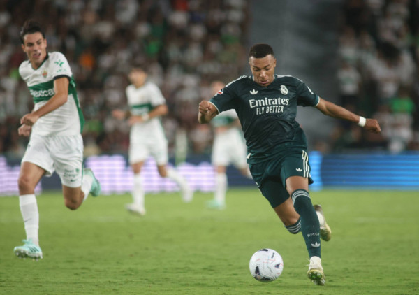 Luda završnica u Elčeu: Real slavi Mbapea i Espija