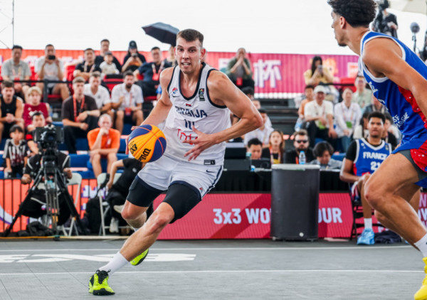 Mladi basketaši Srbije ostale bez finala u Vuhanu: Litvanci zaustavili "Orlove", sledi borba za bronzu