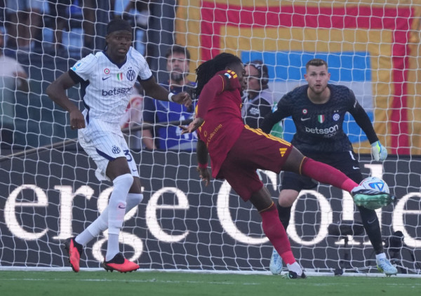 Roma i Inter odigrali za fudbalske sladokusce: Obračun Konea i Martineza