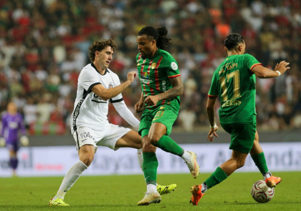 (VIDEO) Vlahovič ponovo pogodio, ali Bešiktaš pao u Dijarbakiru: Amedspor je hit turskog prvenstva