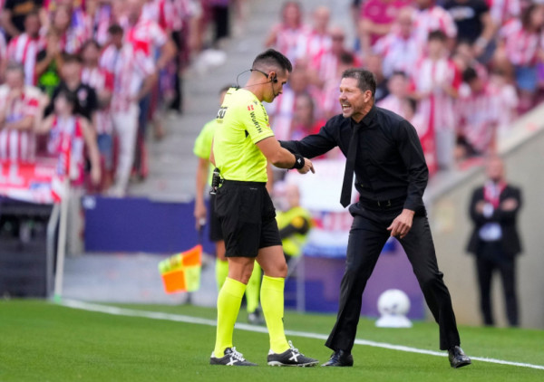 I Simeone vrištao na sudije, tokom Madrilenja, ali ne da na njih: Nije sve dozvoljeno, Murinjo
