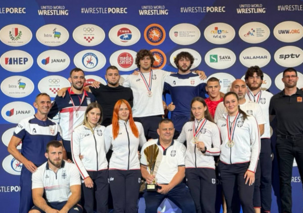 Odlična priprema za SP: Srpskim rvačima pet medalja u Poreču