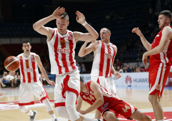 "Bomba" u Subotici: Bivši centar Zvezde potpisao za Spartak