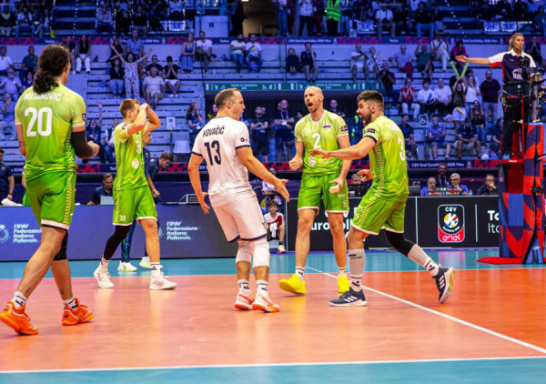 Odbojkaši Slovenije zakazali protiv Poljske četvrto uzastopno polufinale EP