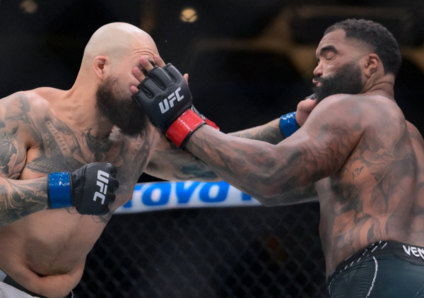 (FOTO) UFC borac i olimpijski šampion skinuo ljagu sa svog imena povodom (lažne) priče o silovanju