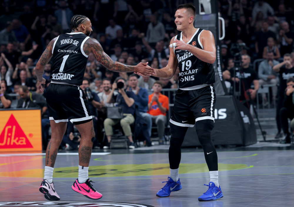 Arijan Lakić i Karlik Džouns