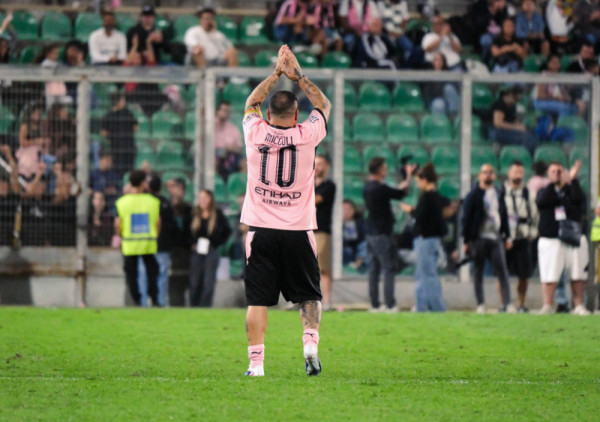 (VIDEO) Mikoli se oprostio posle više od decenije: Palermo mu priredio veče za pamćenje