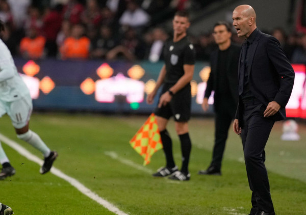 (VIDEO) Zbog Olisea sam i ja "poludeo": Zidan našao opravdanje