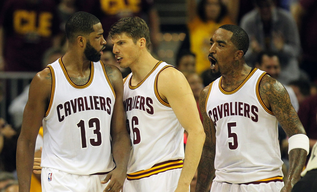 Tristan Tompson, Kajl Korver i Džej Ar Smit