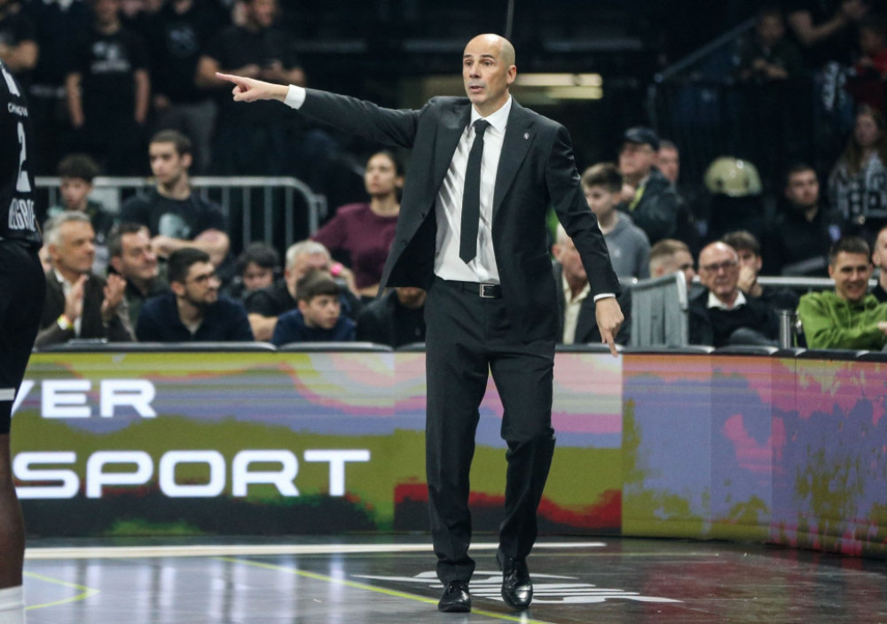 Đoan Penjaroja, trener košarkaša Partizana