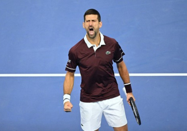 "Kralj" Pekinga: Đoković "okrenuo" Zvereva  i zakazao polufinale sa Medvedevim