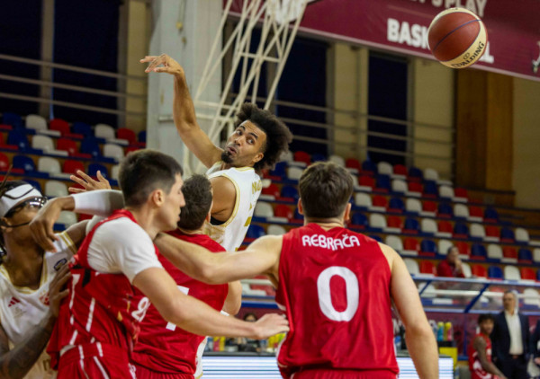 (UŽIVO) 2/4 FMP – Crvena zvezda: "Panteri" kontrolišu utakmicu i vode