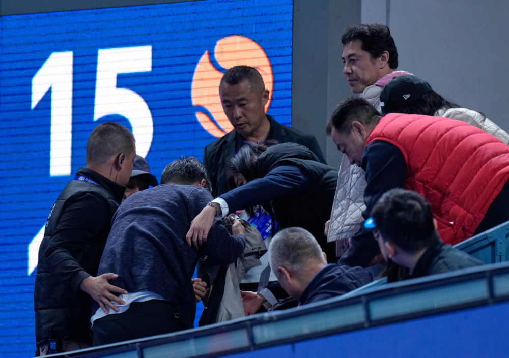 Medvedev održao reč i otišao u bolnicu: Izvinjenje, uz želju za brzo ozdravljenje