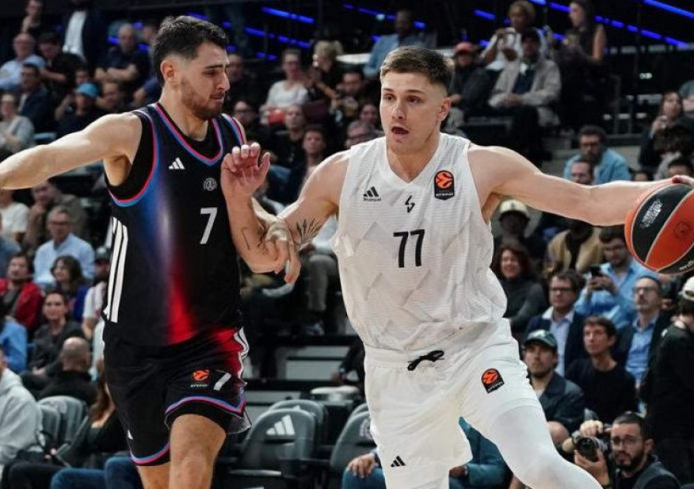 Šuterska rapsodija u Parizu: Asvel preživeo 19 izgubljenih lopti i slavio, Hifi od rekordera do tragičara