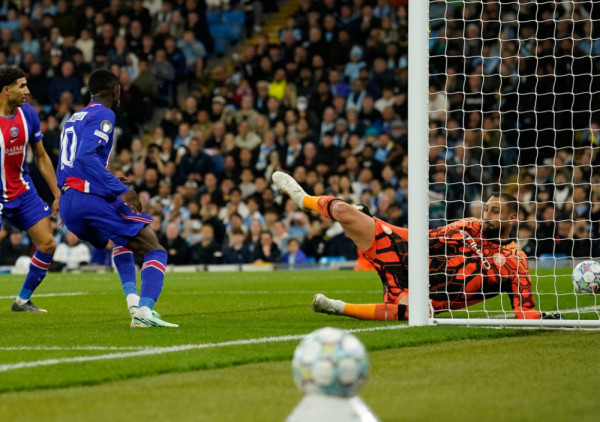 (UŽIVO) UEFA Liga šampiona Mančester siti - PSŽ (0:2): Due i Dembele "rešetaju", AEK poveo, Mbape vratio egal u Rimu