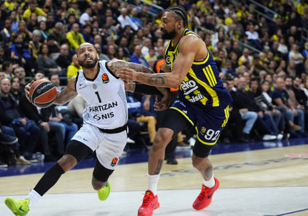 (UŽIVO) Fenerbahče – Partizan: Crno-beli na jednom od najtežih gostovanja traže prekid loše serije