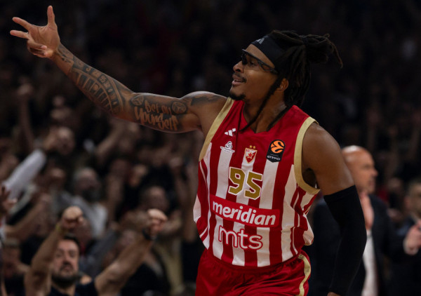 (UŽIVO) Crvena zvezda - Pariz: Furiozan start Monekea!