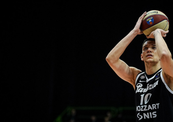 (UŽIVO) Bosna - Partizan: Pajola kao Kecman za kraj treće!