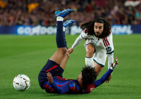 (UŽIVO, VIDEO) Barselona-Real Madrid (0:0): Sve pršti na terenu, rasplamsava se borba na "Kamp Nou"
