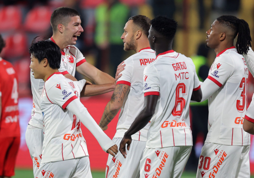 (UŽIVO) Jedinstvo - Crvena zvezda (0:1): Ivanić pogodio u prvom napadu