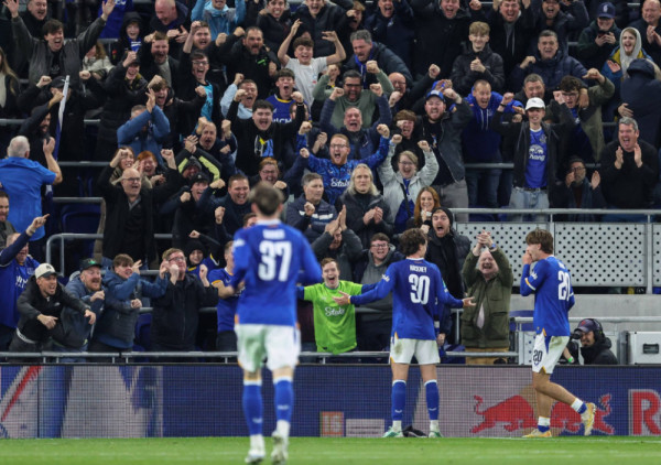 Everton izbacio Njukasl iz Liga kupa: "Svrake" u ozbiljnim problemima
