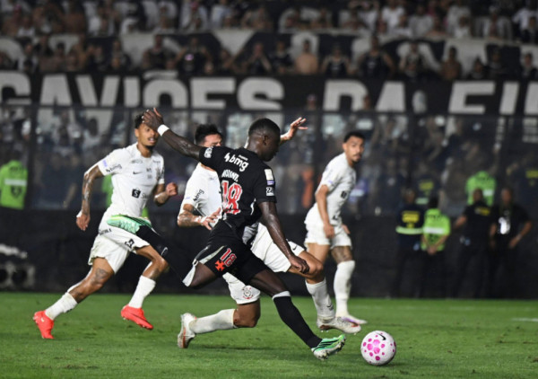 Vasko traži iskupljenje u gradskom derbiju: Flamengo brani prvo mesto