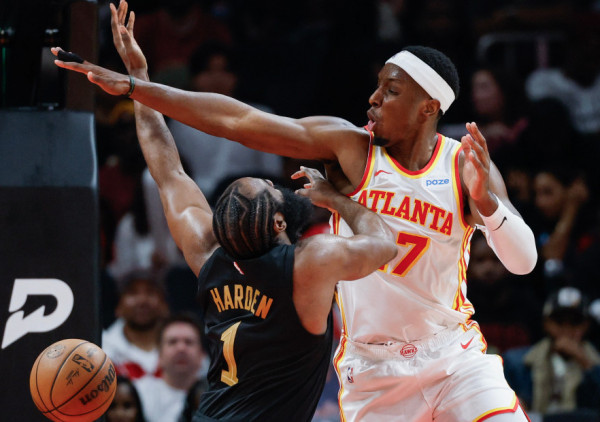 (VIDEO) Atlanta preživela Mičelova dva pokušaja: Okongvu zaustavio niz Klivlenda