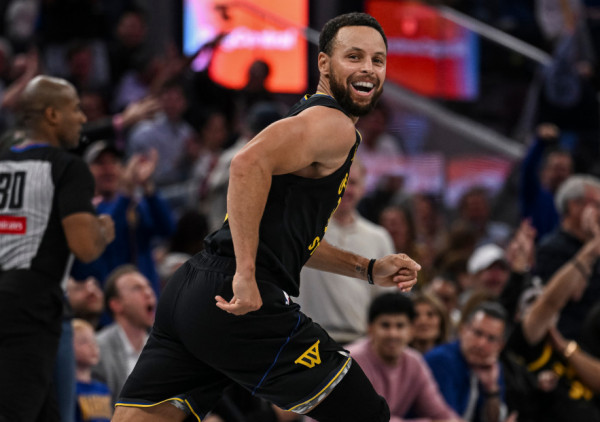 (VIDEO) Potez večeri u NBA: Stef poslao Luku na parket